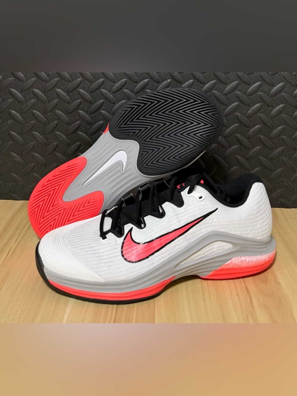 Nike Court Air Zoom Vapor 12 Premium HC Tennis Shoes IB2534-100 Mens Size 8